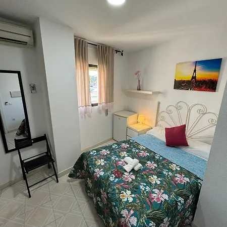 Avenida Guest house