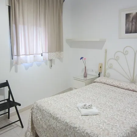 Avenida 3* Коніль-де-ла-Фронтера